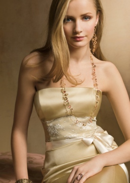 Vestido de Fiesta Alvina Valenta 2008.jp8 Vestido de Fiesta Alvina Valenta 2008.jp8
