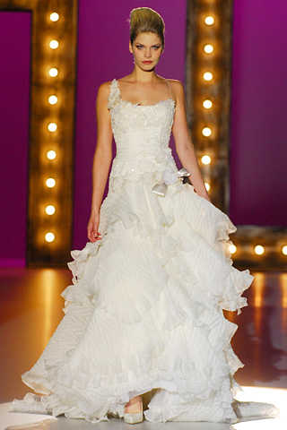 vestidos_de_novia_hannibal_laguna
