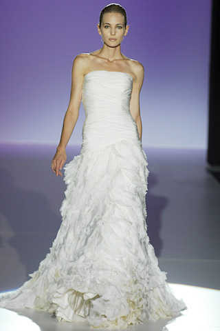 vestidos_de_novia_2010_jesus_del_pozo