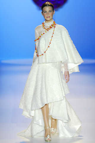 vestidos_de_novia_2010_model_novias