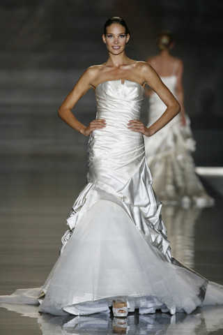 vestidos_de_novias_pronovias_2010