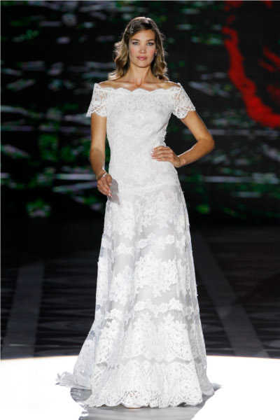 Pronovias_049 Pronovias 049 Vestidos de noiva com bordados