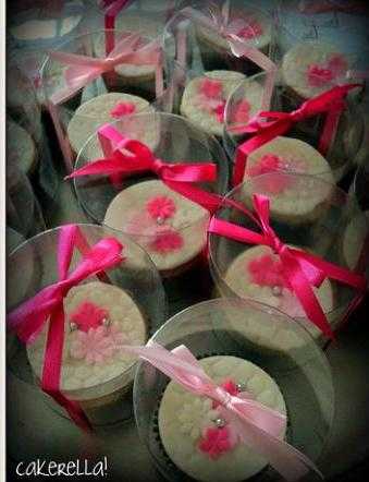 Towers wedding cupcakes